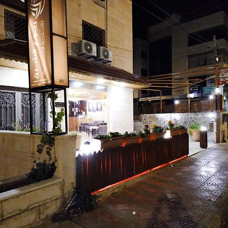 Robou Al Sharq Aparthotel Amman Luaran gambar